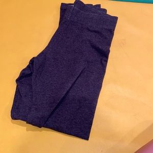 grey leggings